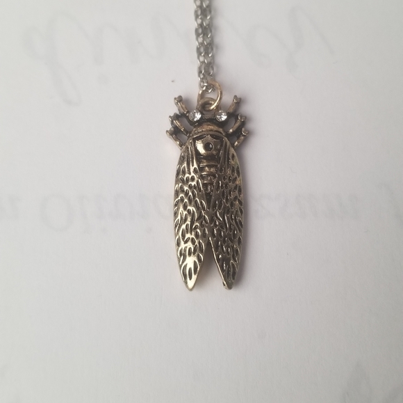 Hot Topic Interchangable Insect Pendant Set - Picture 2 of 6